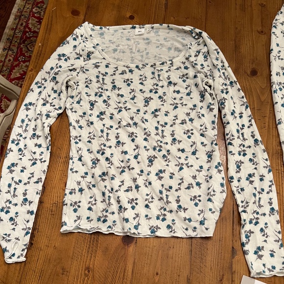 Cozy women’s/juniors pajamas - Picture 1 of 4